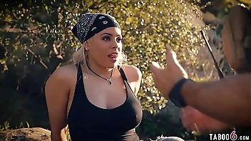 Border patrol picks up and fucks a busty latina slut