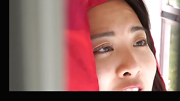 BIG BAD WOLF FUCKS RED RIDING HOOD ( Halloween Special )